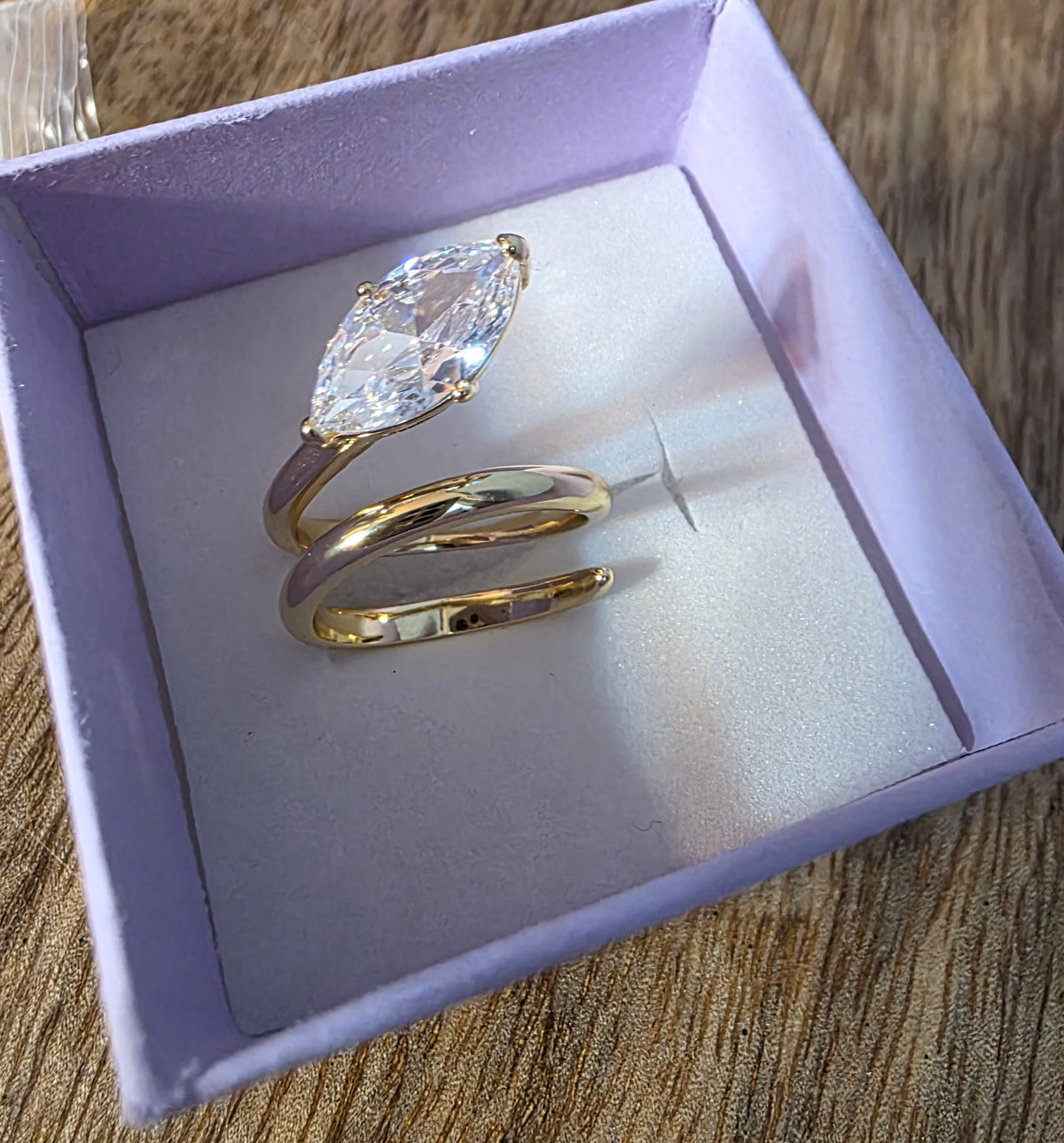 Gold tone size 6 ring