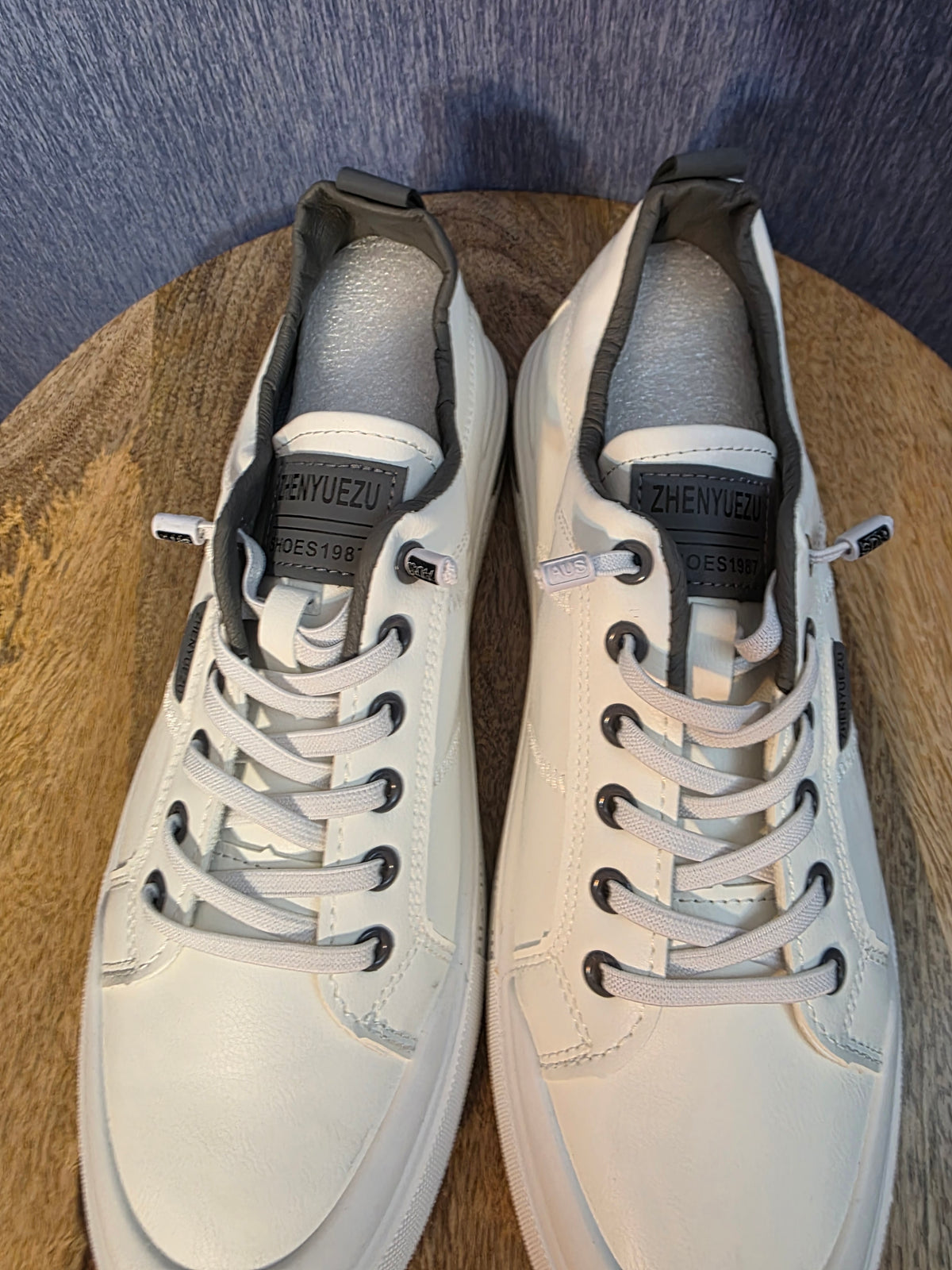 Mens shoes size 12 us (46)