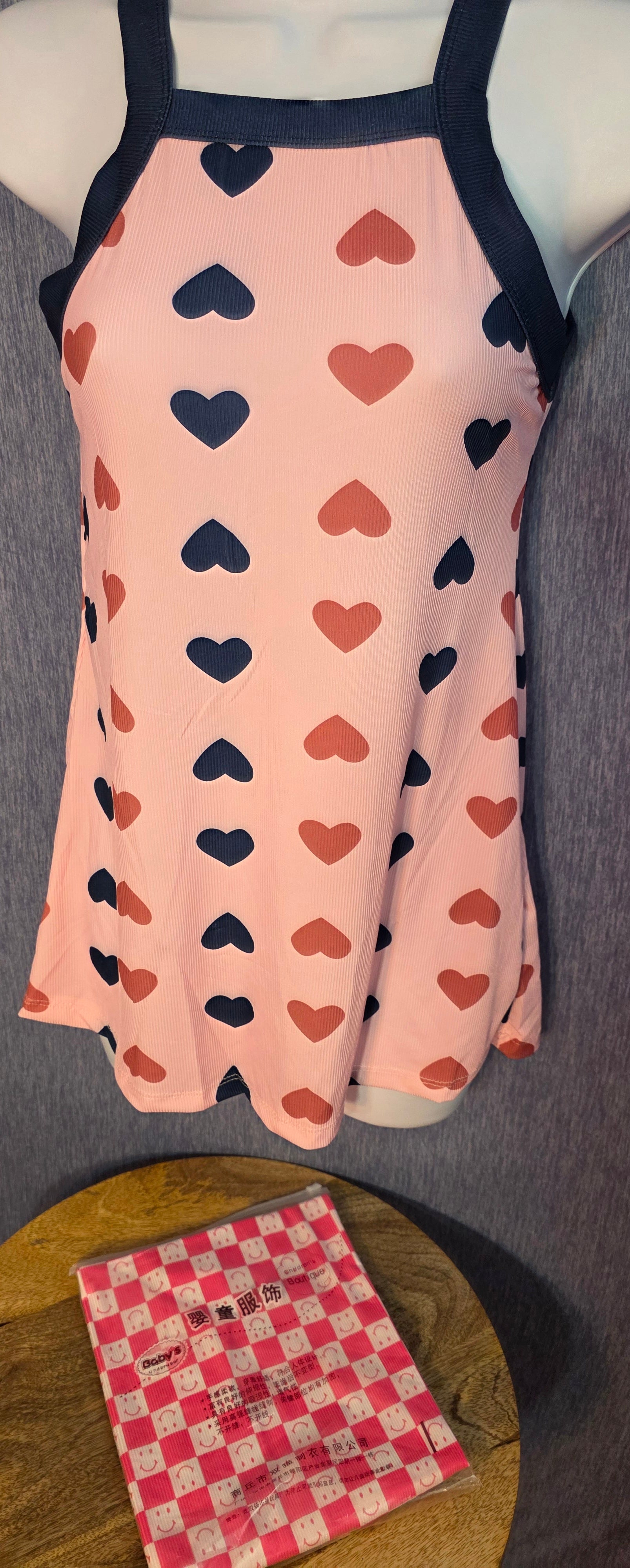 2 silky feel tanks size 7 to 8 kids (130)
