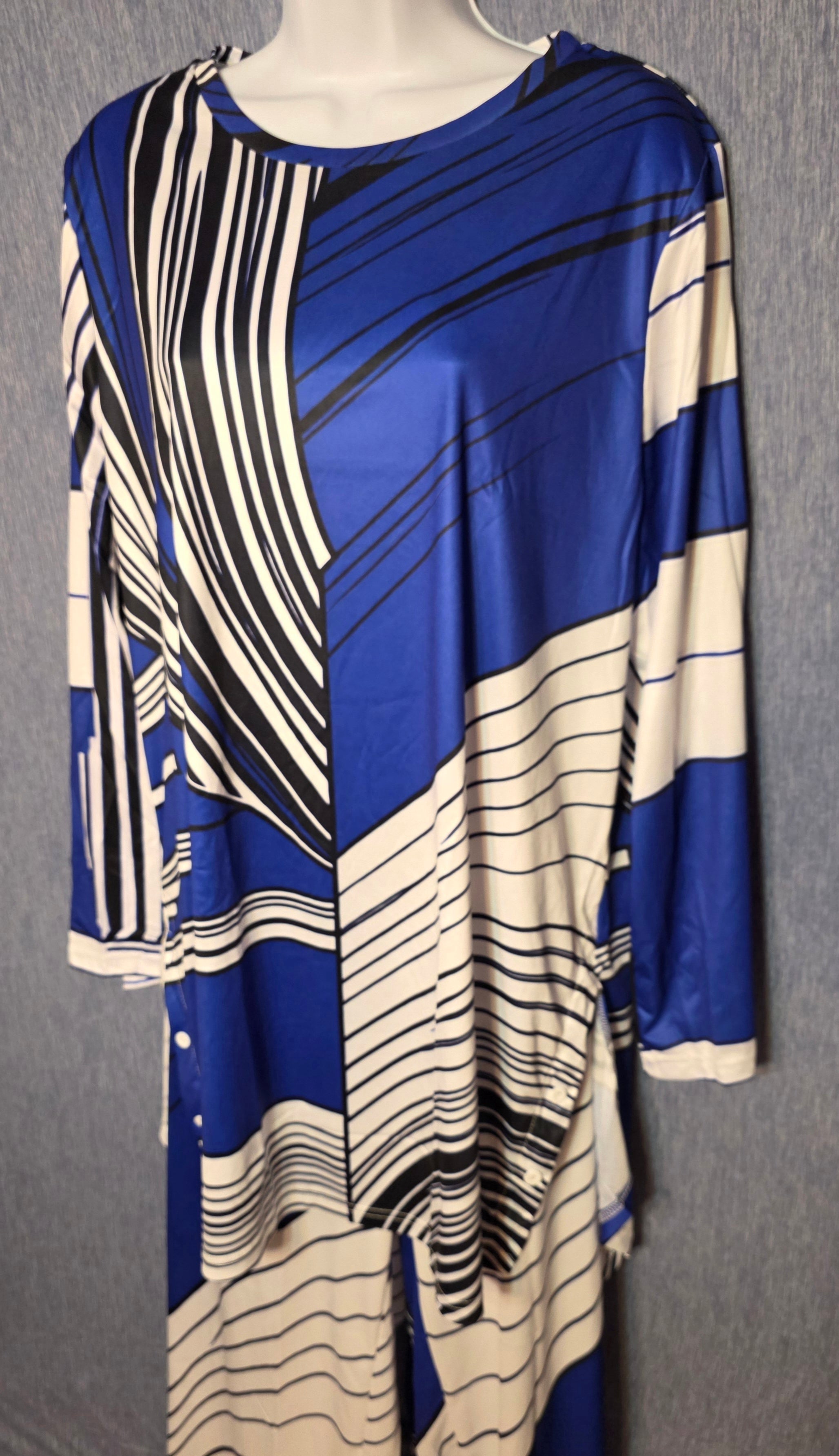 2 piece pant and top set size 2XL