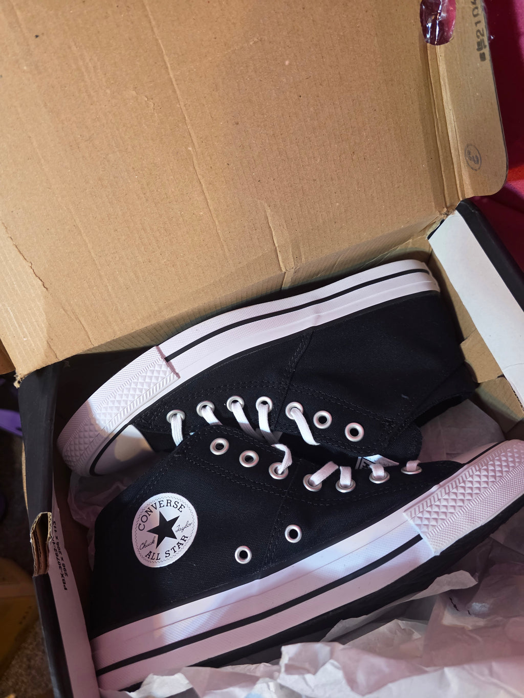 Converse All Stars womens size 9