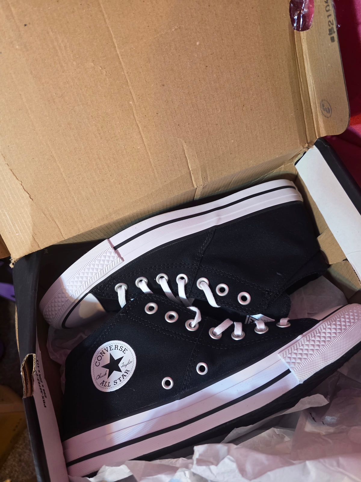 Converse All Stars womens size 9