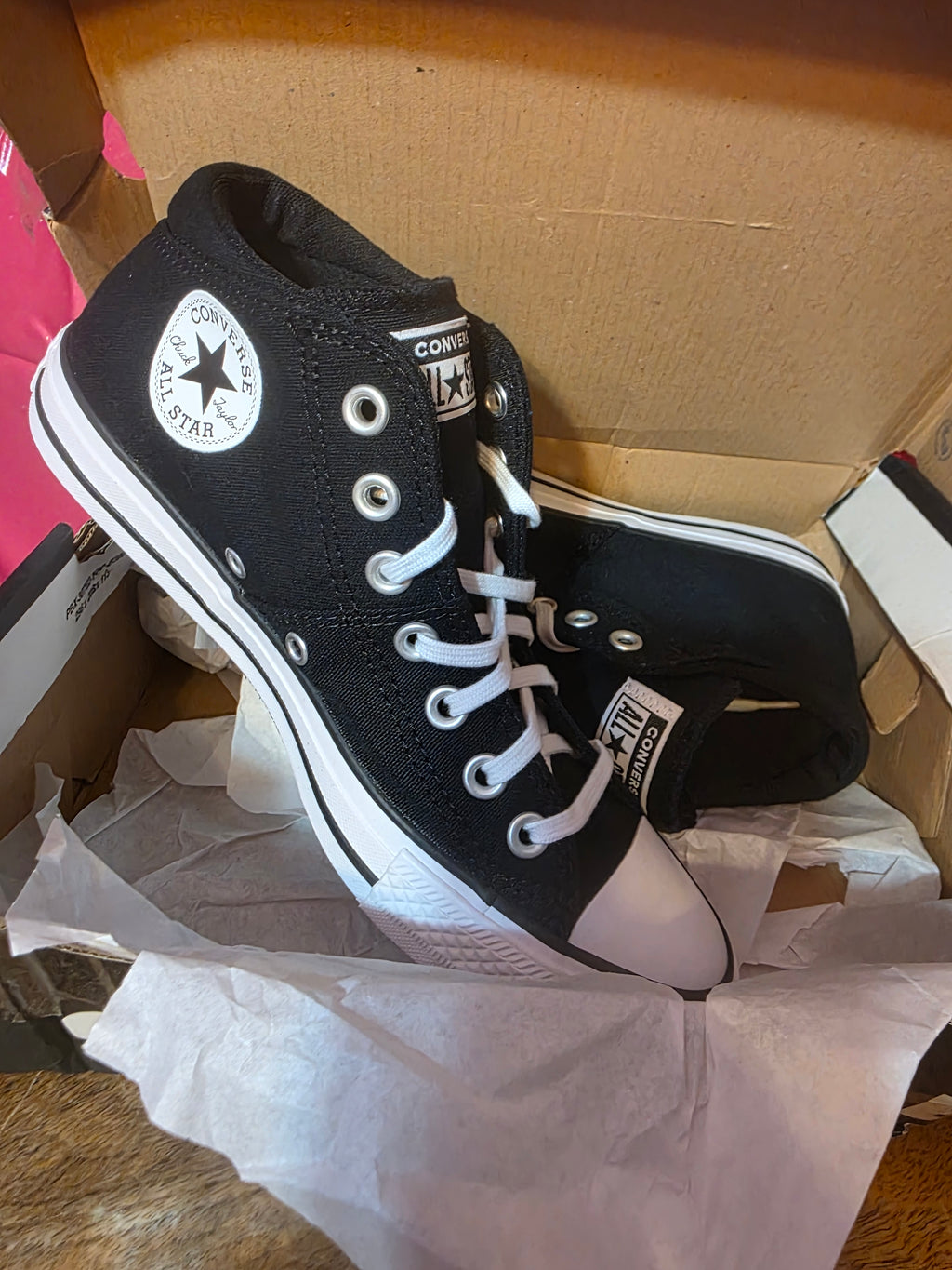 Converse All Stars womens size 9