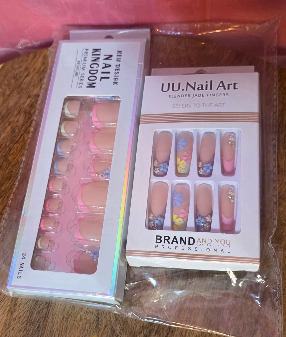 Press on nails for fingers and toes