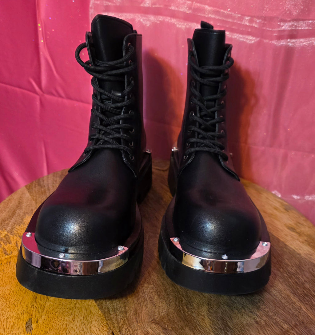 Goth style Boots size 10 1/2 mens (44)