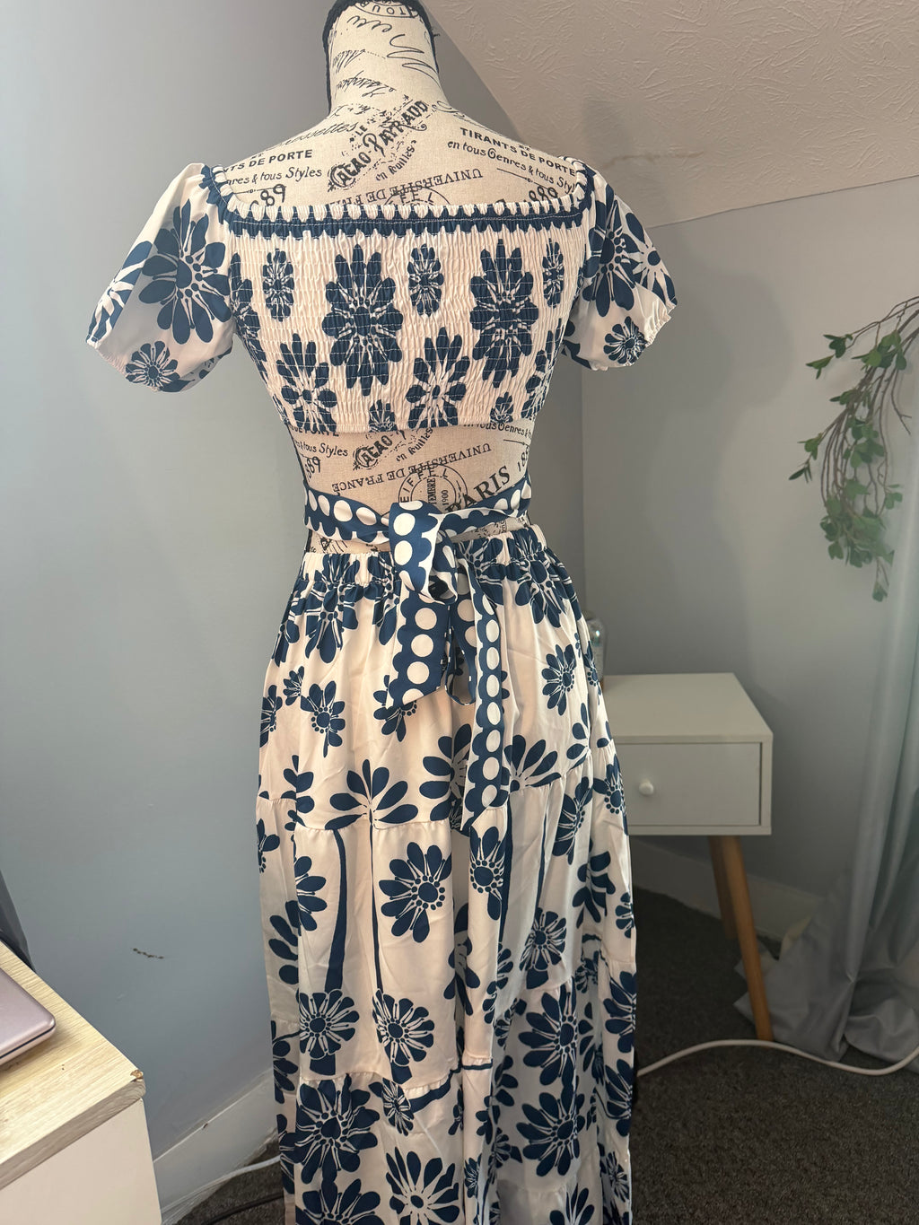 New dress no tag but so cute !