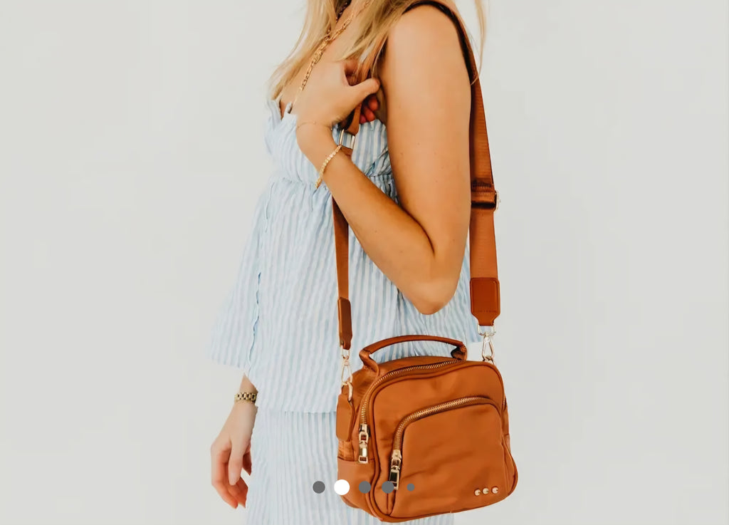 Nisha Nylon Crossbody bag By Pretty Simple